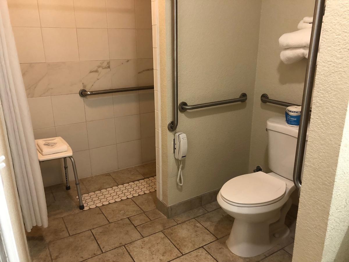 Rodeway - Umatilla